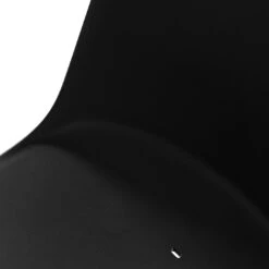 Rely HW70 Outdoor Chair 24 Rely HW70 Outdoor Chair -Danish Design Store Rely HW70 Black detail c24dd5a1 2d43 45c8 8a38 2cf450a8eca3