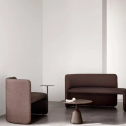 Coin Side Table -Danish Design Store Rest 1.5 2 str. Remix 3 col. 356 Coin Low Dark Brown Oak 300 dpi 6 5c61dafa a63b 4176 8066 2952c8363be8