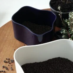 Artek Riihitie Plant Pot - Shape B 36 Artek Riihitie Plant Pot - Shape B -Danish Design Store Riihitie Plant Pot Photo Susanna Vento 2