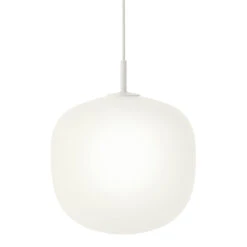 Muuto Rime Pendant Lamp -Danish Design Store Rime pendant 25 white Muuto 5000x5000 1