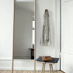 Fritz Hansen Skagerak Georg Mirror 9 Fritz Hansen Skagerak Georg Mirror -Danish Design Store S1930301 S1930303 M