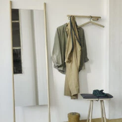 Fritz Hansen Skagerak Georg Mirror 11 Fritz Hansen Skagerak Georg Mirror -Danish Design Store S1930303 S1930301 S1930313 S1930318 M f58f8b8d 53c2 49f8 84ff a8736df7c201