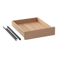 Fritz Hansen Skagerak Georg Desk - Two Legs 9 Fritz Hansen Skagerak Georg Desk - Two Legs -Danish Design Store S1930333GeorgDeskDrawer Oak ed0bed62 55f2 4c7a 9876 13d343ea2268