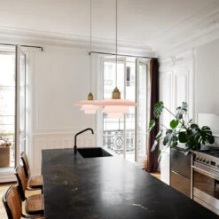 Louis Poulsen PH 3½-3 Glass Pendant 30 Louis Poulsen PH 3½-3 Glass Pendant -Danish Design Store SS22 PH Pale Rose Pendel Kitchen 09095