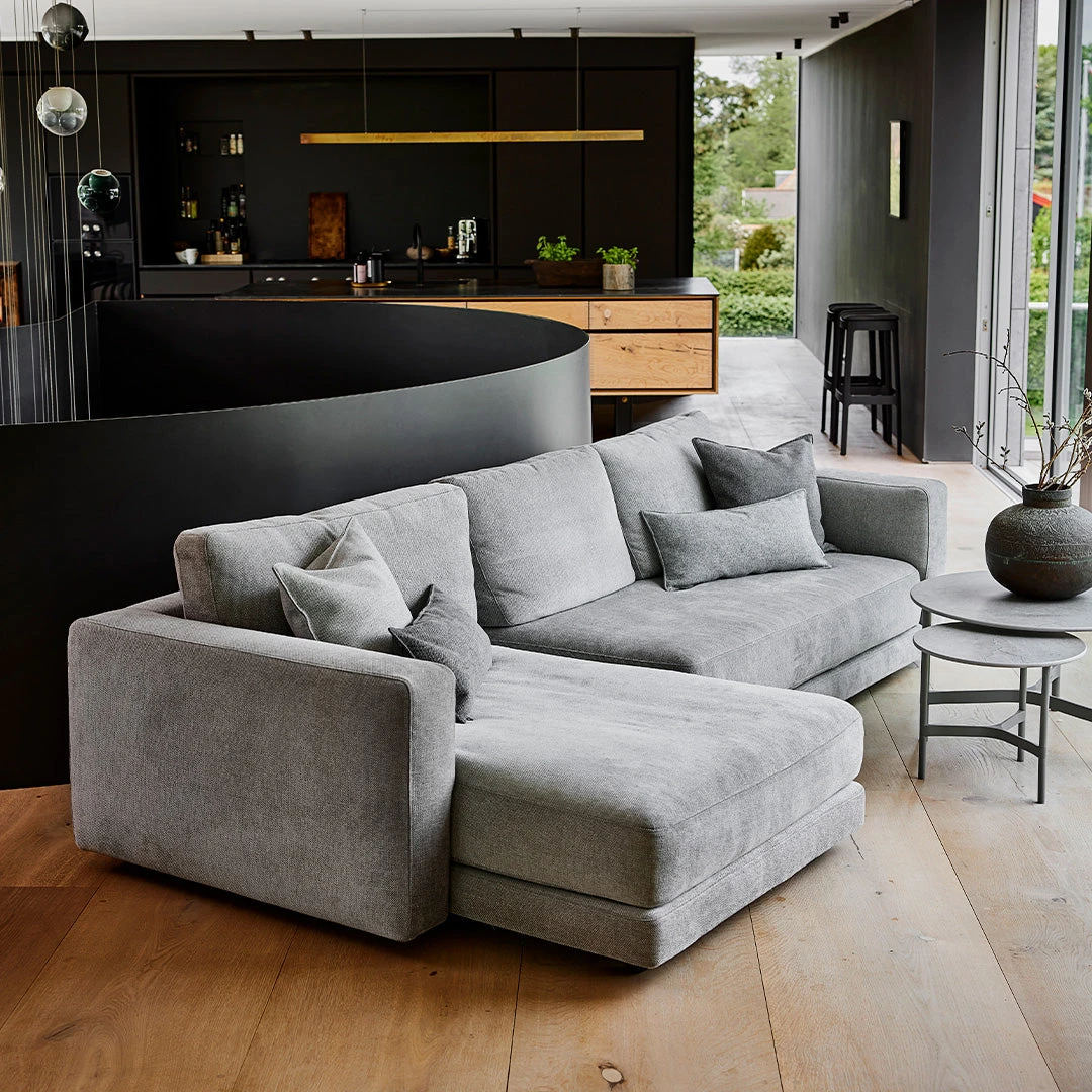 Scale Pre-configured Sofa - Setup 1 5 Scale Pre-configured Sofa - Setup 1 - Image 3