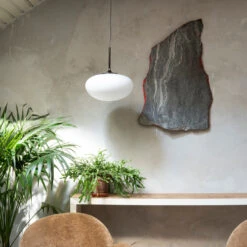 Gubi Stemlite Pendant 41 Gubi Stemlite Pendant -Danish Design Store Scatto3 Gubi Dolomia 5 post