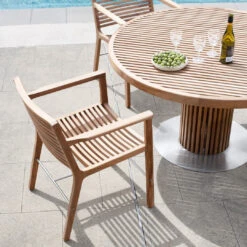RIB Outdoor Dining Chair - W/ Arms -Danish Design Store Sibast RIB outdoor dining chairs and dining table round setting 2 b078cb1d 4de1 46ff a2cf 260d9175c7f9