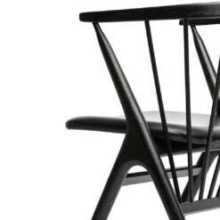 Sibast No 8 Chair 37 Sibast No 8 Chair -Danish Design Store Sibast No 8 black close up