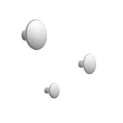 Muuto The Dots Metal Coat Hooks 33 Muuto The Dots Metal Coat Hooks -Danish Design Store The Dots metal 3 sizes aluminum white low 1fe2e68d db2f 43b2 a890 4743c1bdb905