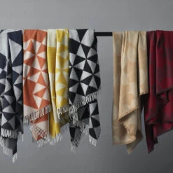 Verpan Mirror Throw Blanket 14 Verpan Mirror Throw Blanket -Danish Design Store VERPAN MIRROR MIX POLETTE MIX HANGING HR
