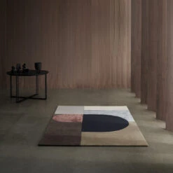Linie Design Vilja Rug -Danish Design Store Vilja bordeaux IN 2500