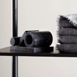 Woud Booknd Book Holder - Set Of 2 19 Woud Booknd Book Holder - Set Of 2 -Danish Design Store WOUD AW22 BOOKND 1