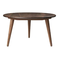 CH008 Table -Danish Design Store Wegner CH008 Walnut Oil Front 3e29fa7b f28a 48d1 83f1 5c4eee1e0976