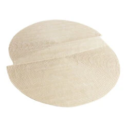 Zen Rug - Split 24 Zen Rug - Split -Danish Design Store Zen Rug Split 250 x 291 cm Creme 22 152 20 00009