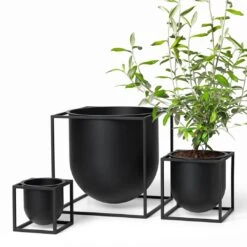Kubus Flowerpot 30 Kubus Flowerpot -Danish Design Store byLassen Kubus Flowerpot Black group 300 981f3b5d 3e60 487f b48e 6d5f6cbc2e67