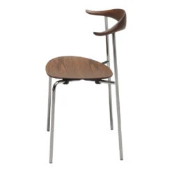 CH88T Chair - Wood -Danish Design Store ch88t roeget eg lak rustfrit staal side