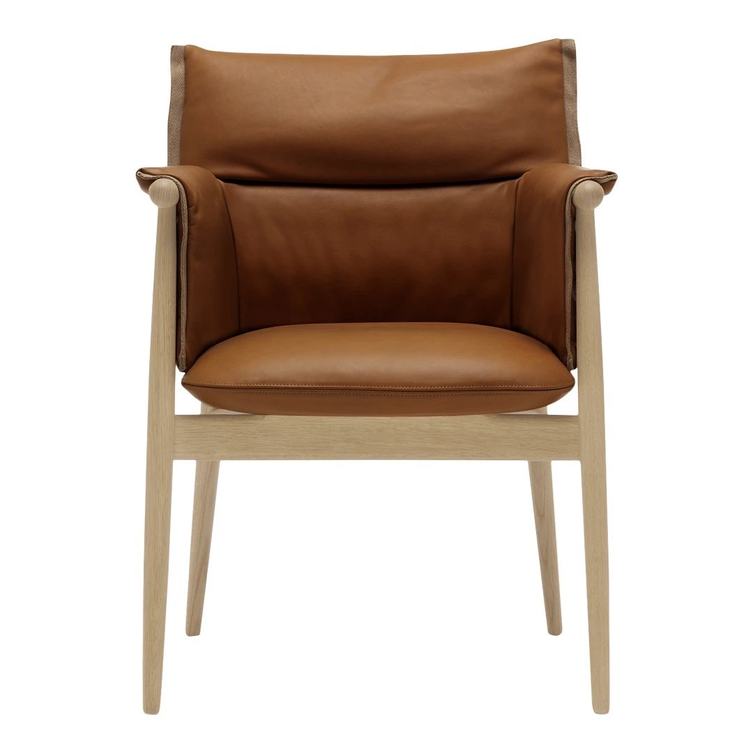 E005 Embrace Chair 4 E005 Embrace Chair - Image 2