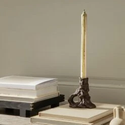 Ferm LIVING Dito Candle Holder 16 Ferm LIVING Dito Candle Holder -Danish Design Store fermLIVING AW21 DitoCandleHolderSingle DrypCandle image