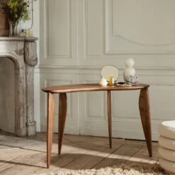 Ferm LIVING Basho Tray 11 Ferm LIVING Basho Tray -Danish Design Store fermLIVING AW21 FeveDeskWalnut MeadowHighPileRugLightSand image 3435d5d0 6e0a 43a6 bdc8 7d75495164a4