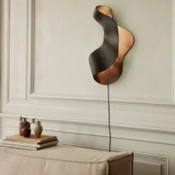 Ferm LIVING Ary Mini Vase 26 Ferm LIVING Ary Mini Vase -Danish Design Store fermLIVING AW21 OysterWallLamp AryMiniVases image