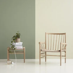 J83 Stool 10 J83 Stool -Danish Design Store j83 closeup 02 0403 v2 fa51d2c3 6e68 4011 a014 50f2e3a68c20