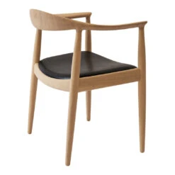 Wegner PP503 Round Chair 24 Wegner PP503 Round Chair -Danish Design Store pp503 oak soap elegance black bg white khp 1