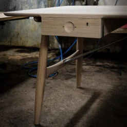 Wegner PP571 Architect's Desk -Danish Design Store pp571 desk portrait workshop clr po 1